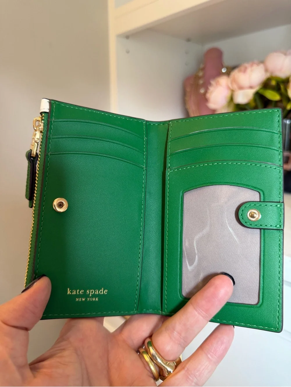 kate spade Green & White Tropical Leaf Zip Wallet
